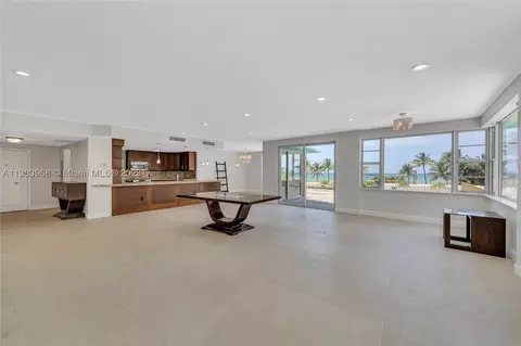 5255 Collins Ave #2D, Miami Beach, FL 33140