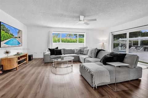 2624 NE 29th Ct, Fort Lauderdale, FL 33306