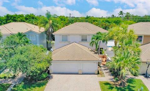 4925 SW 35th Ter, Fort Lauderdale, FL 33312