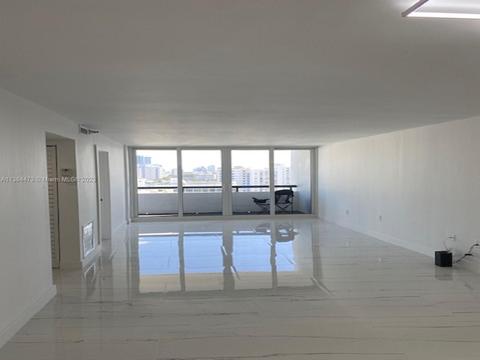 Undisclosed, Miami Beach, FL 33140