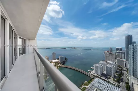 495 Brickell Ave #5611, Miami, FL 33131