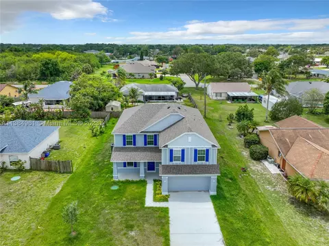 2450 SE Toledo Ave, Port Saint Lucie, FL 34952