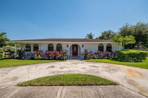 3760 NW 157th St, Opa Locka, FL 33054