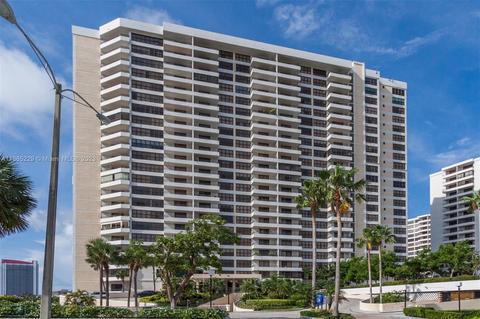 2500 E Parkview Dr #1705, Hallandale Beach, FL 33009