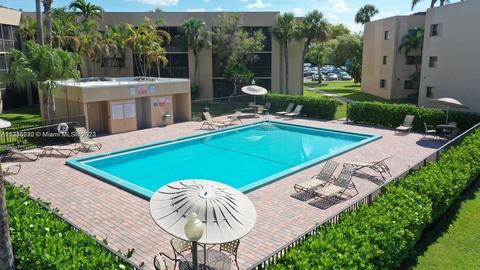 8065 SW 107th Ave #204, Miami, FL 33173