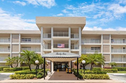 3151 S Palm Aire Dr #108, Pompano Beach, FL 33069