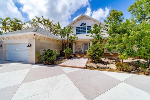 3451 NE 164th St, North Miami Beach, FL 33160