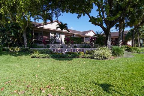 11209 SW 88th St #201B, Miami, FL 33176