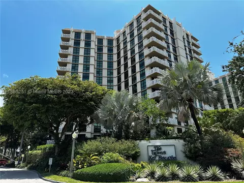 1121 Crandon Blvd #F203, Key Biscayne, FL 33149