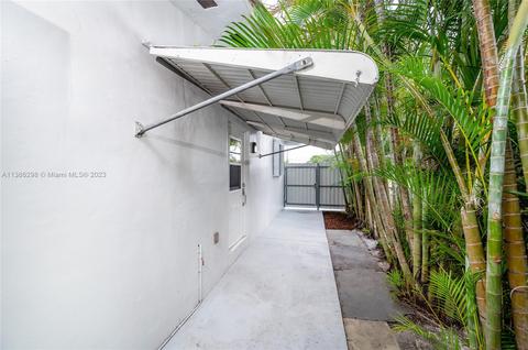 600 W 53rd Ter, Hialeah, FL 33012 photo 24