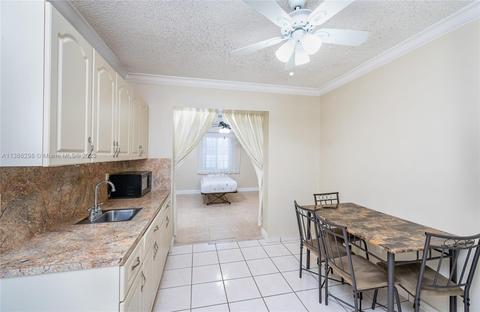 600 W 53rd Ter, Hialeah, FL 33012 photo 13