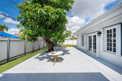 600 W 53rd Ter, Hialeah, FL 33012 photo 29