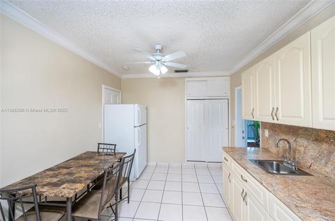 600 W 53rd Ter, Hialeah, FL 33012 photo 18