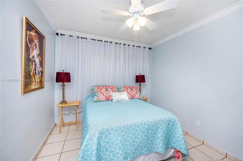 600 W 53rd Ter, Hialeah, FL 33012 photo 11