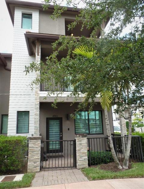 4903 NW 83rd Path #4903, Doral, FL 33166