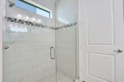 4670 SW Ardsley Dr, Stuart, FL 34997 photo 4
