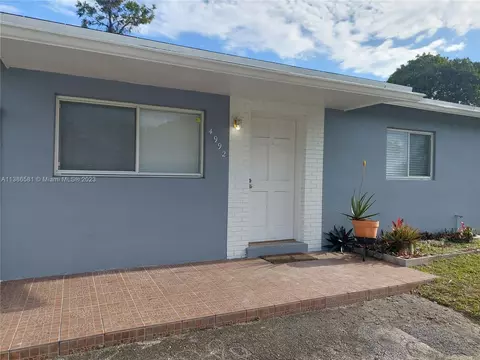 4992 SW 5th St, Margate, FL 33068