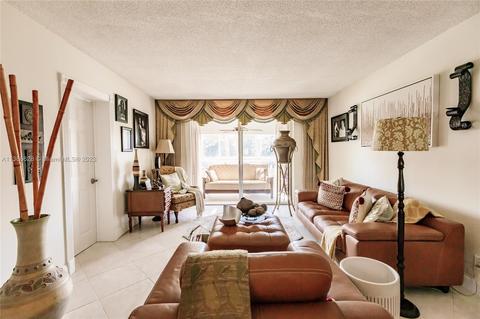 1103 NW 58th Ter #223, Sunrise, FL 33313