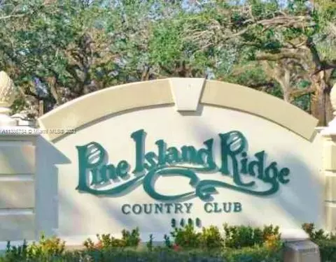 9430 Poinciana Pl #416, Davie, FL 33324