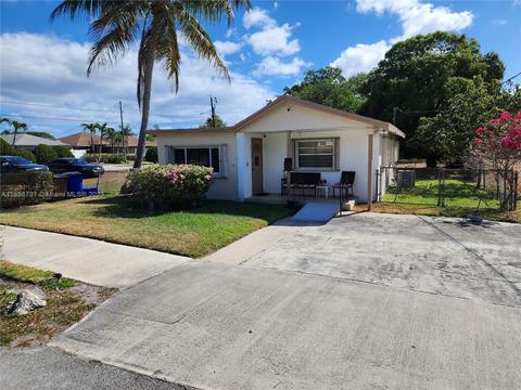 460 N Deerfield Ave, Deerfield Beach, FL 33441