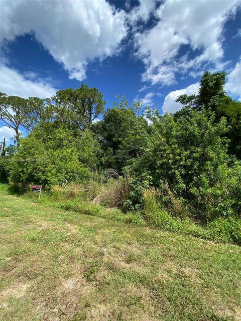 3712 Pallazo St, Sebring, FL 33872 photo 3