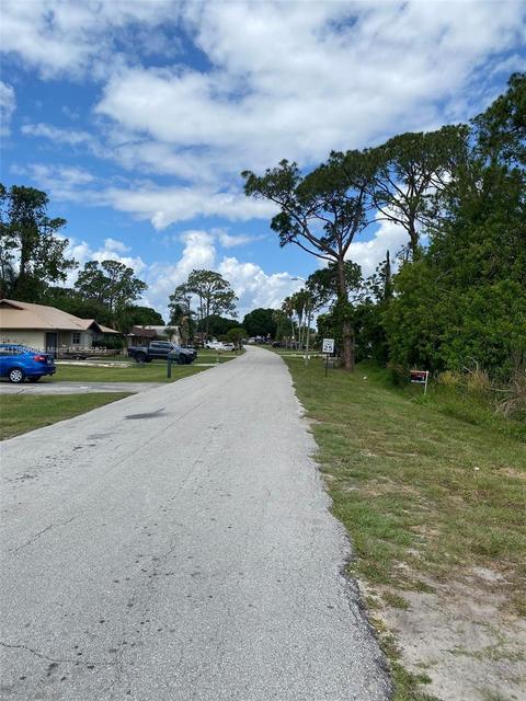 3712 Pallazo St, Sebring, FL 33872 photo 2