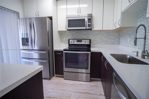 20205 NE 3rd Ct #4, Miami, FL 33179