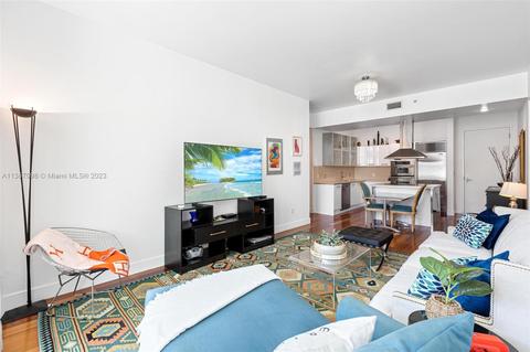 218 SE 14th St #803, Miami, FL 33131