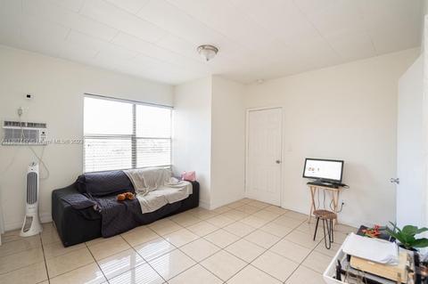 265 E 7th St, Hialeah, FL 33010 photo 8