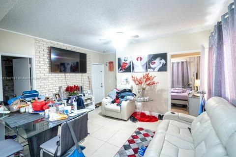 265 E 7th St, Hialeah, FL 33010 photo 6