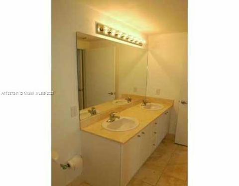 2475 Brickell Ave #1504, Miami, FL 33129 photo 7