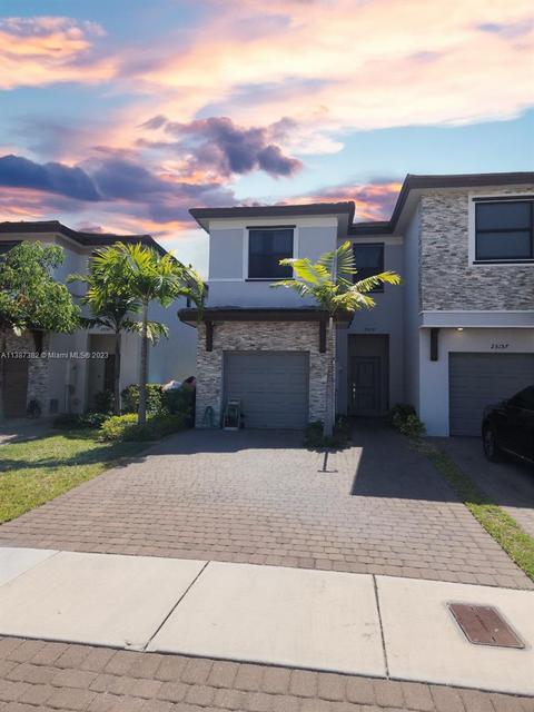 25151 SW 108th Ct, Homestead, FL 33032