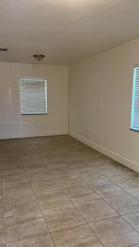 740 E 9th Ln, Hialeah, FL 33010 photo 9