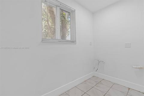 5034 E 9th Ln, Hialeah, FL 33013 photo 17