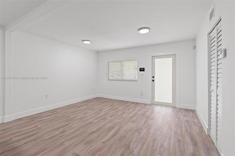 5034 E 9th Ln, Hialeah, FL 33013 photo 5