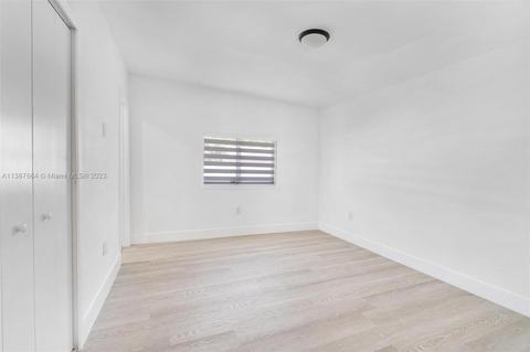 4431 E 8th Ave, Hialeah, FL 33013 photo 9