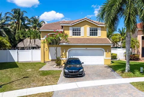 2940 E Sable Cir, Margate, FL 33063 photo 1