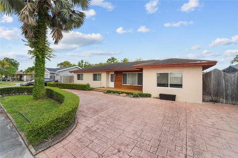 4882 SW 140th Ave, Miami, FL 33175