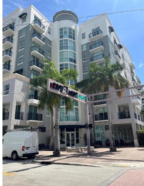 600 S Dixie Hwy #559, West Palm Beach, FL 33401