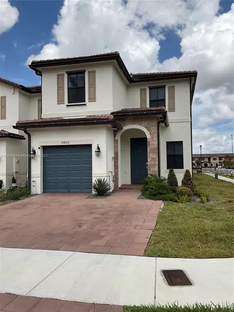 10803 W 33rd Ln #10803, Hialeah, FL 33018
