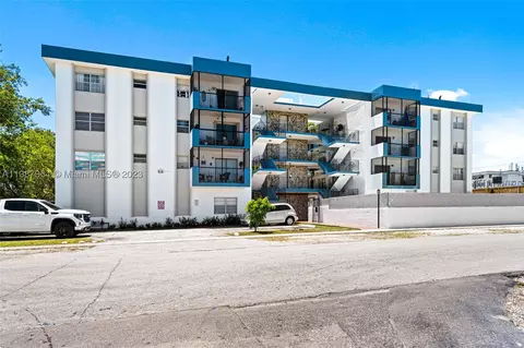 1230 NE 139th St #307, North Miami, FL 33161