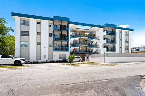 1230 NE 139th St #307, North Miami, FL 33161