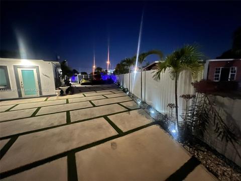 1401 E 7th Ct, Hialeah, FL 33010 photo 47