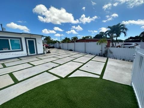 1401 E 7th Ct, Hialeah, FL 33010 photo 3