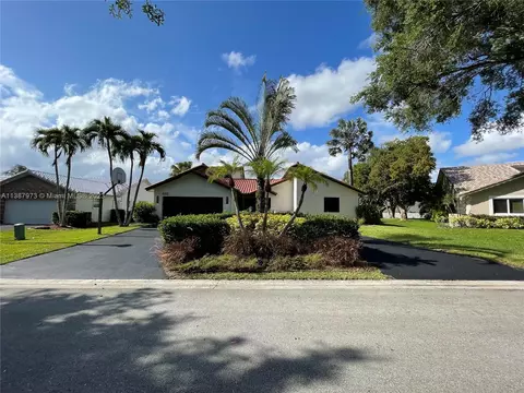 8813 NW 57th Ct, Coral Springs, FL 33067
