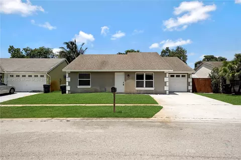 5445 Oakbranch Dr, Lake Worth, FL 33463