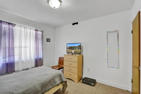 649 W 33rd St, Hialeah, FL 33012 photo 30