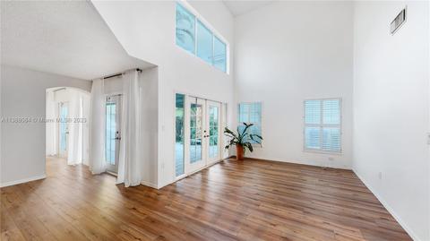 1065 Silverbell St, Hollywood, FL 33019