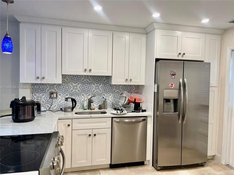 2510 SW 81st Ave #206, Davie, FL 33324