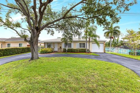 3615 S Lake Dr, Miami, FL 33155